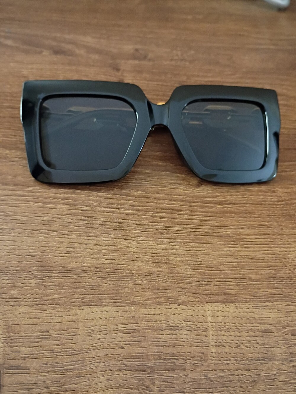 Women's Gold Chain link Black Fashion Chunky Square Frame Y2K Sunglasses